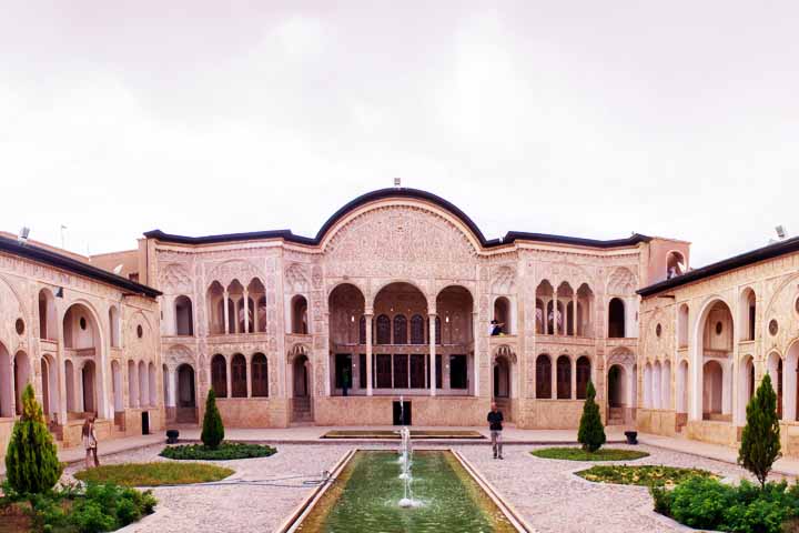 خانه طباطبایی ها ، طنازی معماری ایرانی