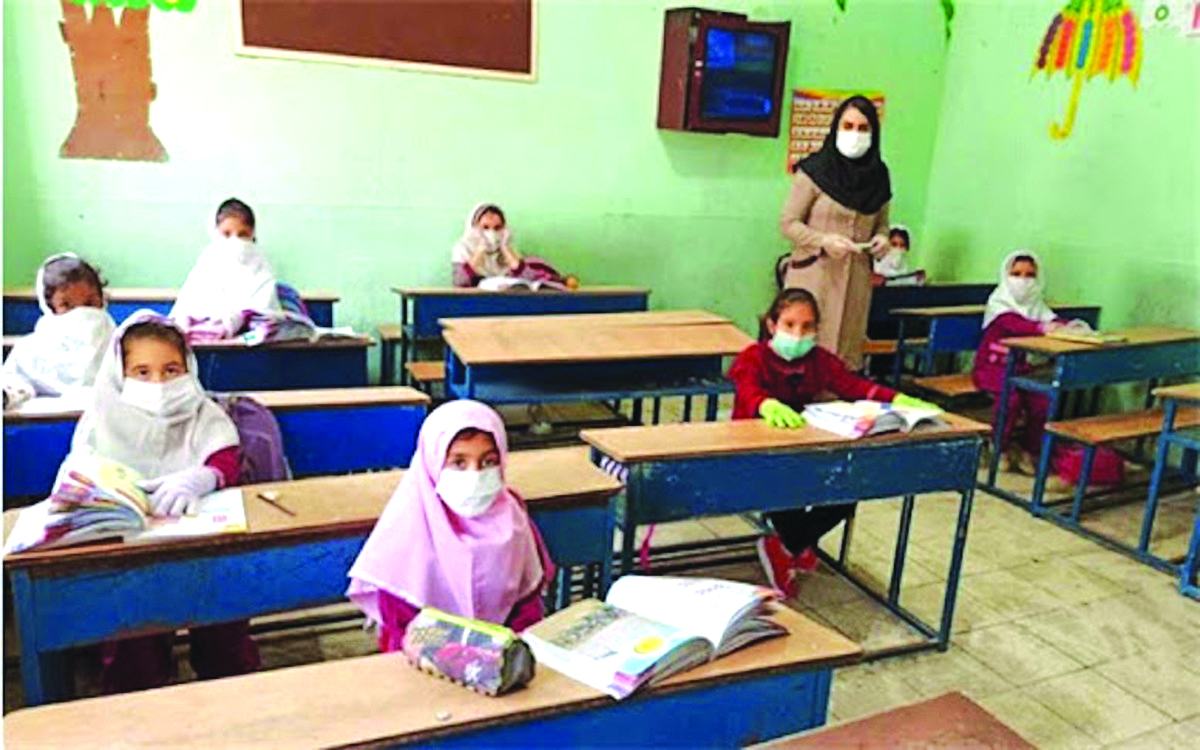 بلاتکلیفی اولیا و مسئولان در بازگشایی مدارس مهر99، در چنبره کرونا